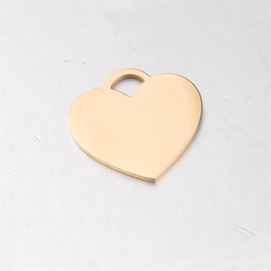 Colgante de Corazón de Alta Calidad con Grabado de Logotipo Personalizado, Regalo para Parejas, Collar con Colgante de Corazón de Acero Inoxidable - Product Image 3