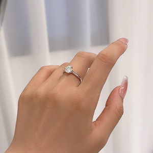 Anillos de moissanita de joyería fina para mujer de moda Simple, Plata de Ley 925, venta al por mayor, Zirconia cúbica CZ, anillo de diamante grande simulado - Product Image 2