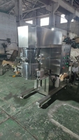 Mélangeur planétaire automatique sous vide en acier inoxydable de laboratoire avec moteur, boîte de vitesses et pompe pour la fabrication d'additifs alimentaires, 380V, capacité 5L