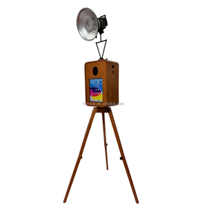 Coque <span class=keywords><strong>de</strong></span> photomaton DSLR en bois pour mariage, écran tactile 18,5 pouces, compatible <span class=keywords><strong>iPad</strong></span> et appareil photo reflex, capacité 15 personnes, impression en libre-service - Product Image 3