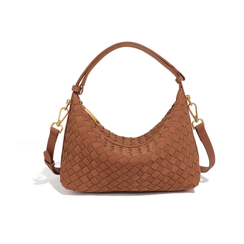 สีน้ำตาล