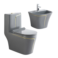 Ensemble de toilettes en céramique moderne de style royal avec siphon en P, cuvette de toilettes et lavabo