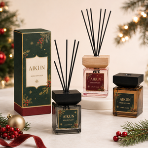 Aikun 3 <b>Piece</b> 30ML Each Spiced Berry Mistletoe And Fir Velvet Vanilla Glass Christmas Reed Diffuser Gift <b>Set</b> for Holiday Gifts - Product Image 3