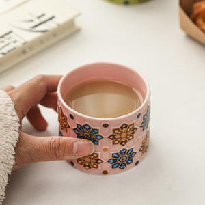 Tasses à café et à thé en céramique et porcelaine de style arabe, libanais et moyen-oriental, motif vert, bleu et jaune, fournies par l'usine MSH - Product Image 5