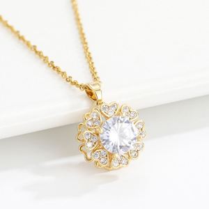 Hot Selling Stainless Steel <b>Chain</b> Necklace <b>Copper</b> Plated Shiny Zircon Flower Rotating Spinning Clover Pendant Necklace - Product Image 1