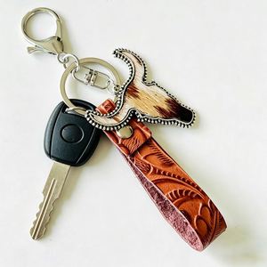 Llavero de Toro Estilo Occidental, Colgante Retro de Cuero PU Marrón para Bolso o Llaves de Coche - Product Image 4