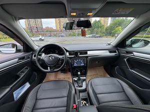 Volkswagen <span class=keywords><strong>Bora</strong></span> 2016 1.6L Comfortline, Automático de 6 Velocidades, 5 Plazas, Volante a la Izquierda, Sedán Compacto de Gasolina - Product Image 2