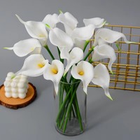 Mini fleur de lys Calla artificielle réaliste en PU, faite à la main, pour centre de table moderne pour la Saint-Valentin