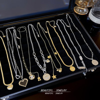 Kalung Liontin Zirkon Baja Tahan Karat Desain Berbentuk Hati yang Modis untuk Wanita
