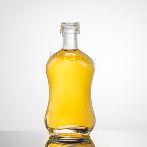 Verre clair de haute qualité, personnalisé, en gros, 50 ml, mini bouteille avec bouchon à vis, personnalisable pour whisky, tequila, rhum, vodka - Product Image 3