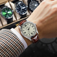 Montre Homme Simple à Quartz Pas Cher, Cadeau Promotionnel, Vente en Gros d'Usine de Montres Tendance