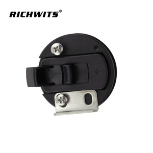 RICHWITS ตัวล็อคประตูพลาสติก 2 นิ้ว แบบกดดึง สำหรับยึดสินค้า ดีไซน์มินิมอล ติดตั้งง่าย - Product Image 4