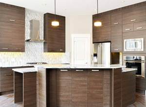Armoires de cuisine en bois clair sur mesure CANA, portes à panneaux modernes, placards muraux pleine hauteur pour un design de maison contemporain - Product Image 6