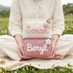 Bolsa de Maquillaje Personalizada para Mujer, Bolsa de Cosméticos Tejida a Medida con Nombre, Bolsa de Aseo de Viaje, Regalo Elegante para Mamá, Esposa, Ella - Product Image 5