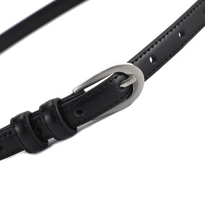 Cinturón Corsé Delgado de Cuero PU Negro con Hebilla Plateada para Mujer, Accesorio de Moda para Ajustar la Cintura, Múltiples Tallas - Product Image 3