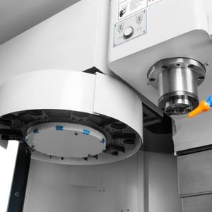 XH7126 西门子立式数控加工中心，带BT40主轴-用于模具和零件制造的高精度铣削设备 - Product Image 5