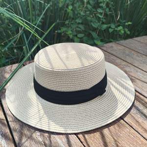 Fabricante de Sombreros de Paja Planos Personalizados al por Mayor para Mujer, Sombrero de Sol Estilo Panamá de Verano con Cinta para Pedidos al por Mayor, OEM ODM - Product Image 5