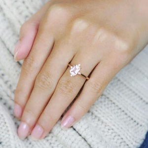 Anillo morganita de corte esmeralda, joyería de oro rosa sólido de 14K/18K - Product Image 3