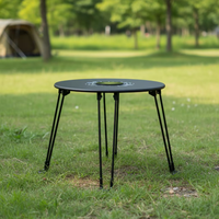 Table pliante compacte en fer pour l'extérieur – Solution polyvalente et peu encombrante pour le camping, les pique-niques et la détente en plein air
