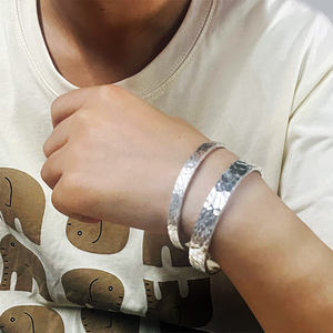 Novedades, Pulseras de Plata de Ley 999 Martilladas para Hombre y Mujer, Pulido Elegante, Brazalete Abierto Simple, Joyería Fina - Product Image 6