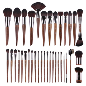 Juego <span class=keywords><strong>de</strong></span> <span class=keywords><strong>Brochas</strong></span> <span class=keywords><strong>de</strong></span> <span class=keywords><strong>Maquillaje</strong></span> Personalizadas, <span class=keywords><strong>Brochas</strong></span> Básicas para Corrector, Sombra <span class=keywords><strong>de</strong></span> Ojos, Delineador y Base - Product Image 1