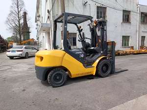 Montacargas Komatsu TCM Mitsubishi FD30 con Motor Diésel Importado Original de 2.5/3/3.5/4/4.5/5/7/10/12/15/16/25 Toneladas - Product Image 5