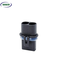 Boîtier de connecteur automobile étanche femelle 2 voies Aptiv APEX 2.8 Series 10717422 noir