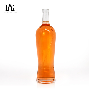 Vente directe d'usine, bouteille de <span class=keywords><strong>vodka</strong></span> neuve de 700 ml avec bouchon en liège, bouteille en verre pour tequila et <span class=keywords><strong>vodka</strong></span> - Product Image 5