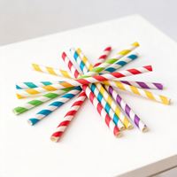 Pailles en papier à base d'eau