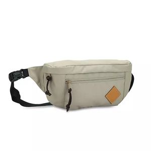 Venta al por mayor de fábrica de encargo de los deportes de los hombres a prueba de agua duradera unisex riñonera bandolera - Product Image 2