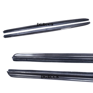 Jupes latérales améliorées en fibre de carbone pour BMW Série 8 F92 F93 840 Coupé Berline - Product Image 2