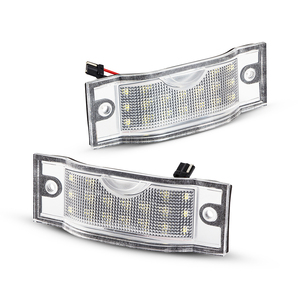 1 Pieza de Luz LED Trasera para Matrícula para <span class=keywords><strong>Opel</strong></span> Vauxhall <span class=keywords><strong>Vivaro</strong></span> A B 2001-2019 <span class=keywords><strong>Renault</strong></span> <span class=keywords><strong>Trafic</strong></span> II <span class=keywords><strong>Nissan</strong></span> <span class=keywords><strong>Primastar</strong></span> NV300 Fiat - Product Image 1