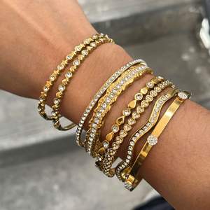 Brazalete de Moda Chapado en Oro de 18k, Acero Inoxidable, Regalo para el Día de San Valentín, Zirconia Brillante, Resistente al Agua, No se Deslustra, Joyería para Mujer - Product Image 5