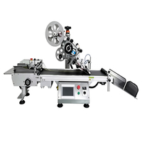 Machine d'étiquetage de table pour surfaces plates, sachets plats et pochettes plates