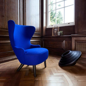 Sillón Individual de Diseño Italiano, de Lujo, Tapizado en Terciopelo Azul Suave, Respaldo Alto, para Sala de Estar - Product Image 1