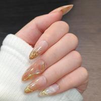 Ongles à presser nude dégradé style français avec lignes dorées, exquis, élégants, durables, réutilisables, en ABS, forme amande, 24 pièces