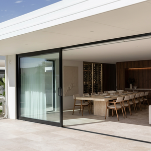 Porte coulissante en aluminium à rupture de pont thermique DEEZON série 189, isolante acoustiquement, pliable, moderne, pour garage et jardin - Product Image 1