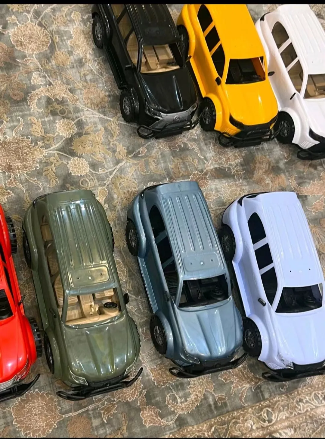 Custom plastic injection moulding service toy car hood mold manufacture plastic injection mold tooling