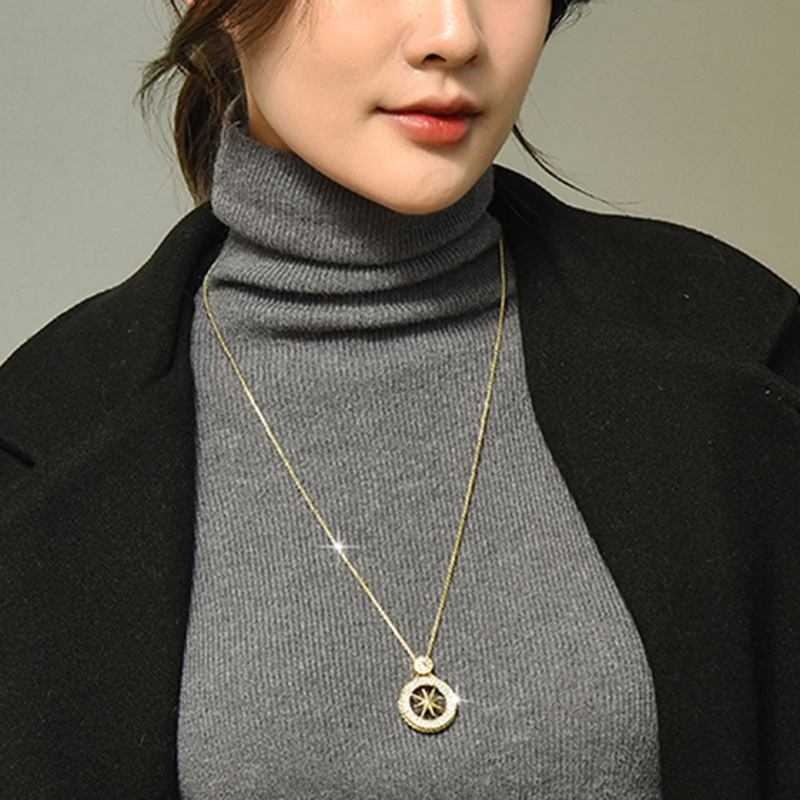 Korean Shining Rhinestone Eight Pointed Star Necklace