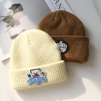 Fabricante de Gorros de Punto Suaves al por Mayor, Gorro de Invierno Marrón, Verde y Blanco, Gorros de Punto Personalizados Unisex para Mujeres y Hombres