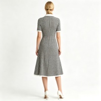 Robe chemise mi-longue pied-de-poule noire et blanche pour femme - Robe décontractée formelle à demi-manches boutonnée sur le devant