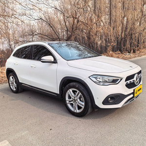 Mercedes GLA X156 2016 Usado Certificado, Benz GLA 220 4MATIC, Autos de Moda, Calidad Alemana, SUV Compacto, Disponible para Envío Inmediato - Product Image 3