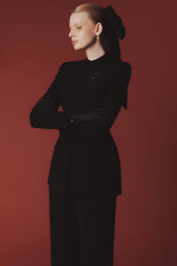 Veste pour femme de haute qualité Style élégant Décoration de perles Service ODM - Product Image 4