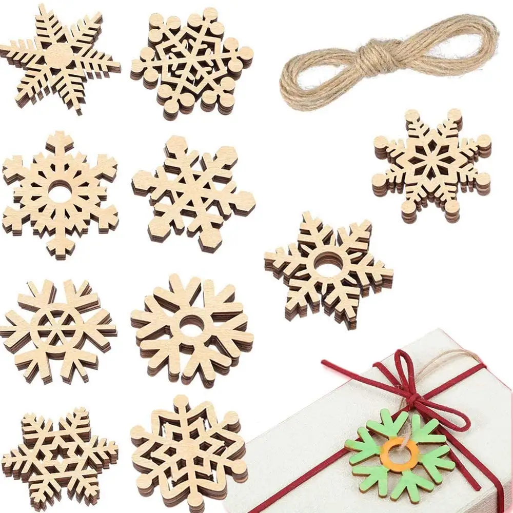 Good Selling 2021 Christmas Ornaments Tree Hanging Decor Snowflakes Shaped Unfinished Wood Crafts