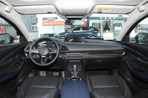 <span class=keywords><strong>Mazda</strong></span> CX-30 Exclusive SU <span class=keywords><strong>Hybride</strong></span> 2024, voiture à conduite à gauche avec sièges en cuir - Product Image 5