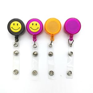 Porte-badge rétractable en plastique pour employés d'entreprise CY Wholesale Company, avec porte-clés, personnalisable avec nom et logo - Product Image 5