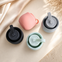 Bouteille d'eau en silicone de 800 ml avec mousqueton, design portable anti-fuite pour les activités de plein air et le camping