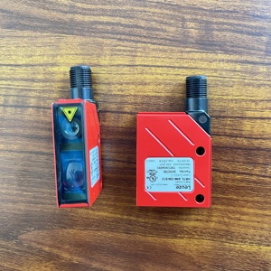 Sensor Óptico Original Leuze HRTL 8/66-350-S12, Sensor de Reflexión Difusa con Función de Supresión de Fondo - Product Image 4