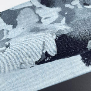 Tissu denim sergé de luxe personnalisé en coton lavé écologique pour vestes et chaussures pour hommes avec impression numérique - Product Image 2