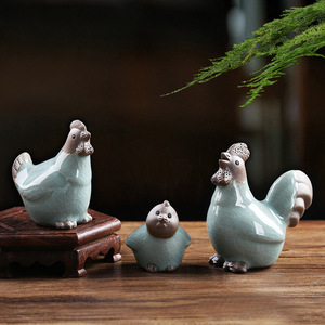 Ensemble d'ornements de poulets en céramique, trois pièces, design traditionnel, décoration de salon, accessoire pour théière - Product Image 1